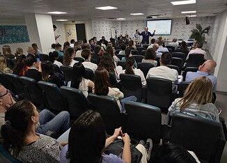 Quirónsalud Málaga forma a su personal en Inteligencia Artificial (IA) aplicada a la práctica clínica
